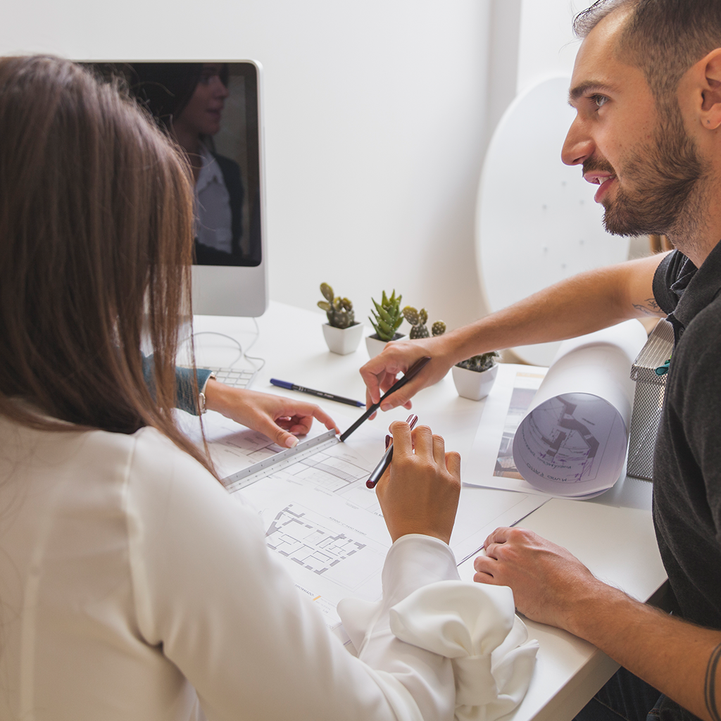 Ambalaje biodegradabile ambalaje personalizate din carton, ambalaj alimentar, cutii din carton, cutii pentru pizza, cutii pentru torturi și deserturi, cutie din carton cu fereastră, barcă din carton, pahare din carton, pachete din hârtie și carton, ambalaje pentru flori, stickere și etichete personalizate, materiale publicitare personalizate, produse din hârtie pentru birou personalizate